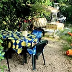 Maison d'hôtes With Garden - Zuvan Split
