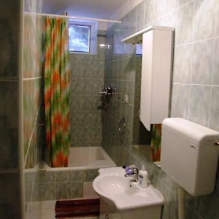 Guest house Guest House With Garden - Zuvan Split
