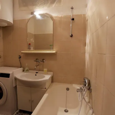 Guest House With Garden - Zuvan Gasthof Split